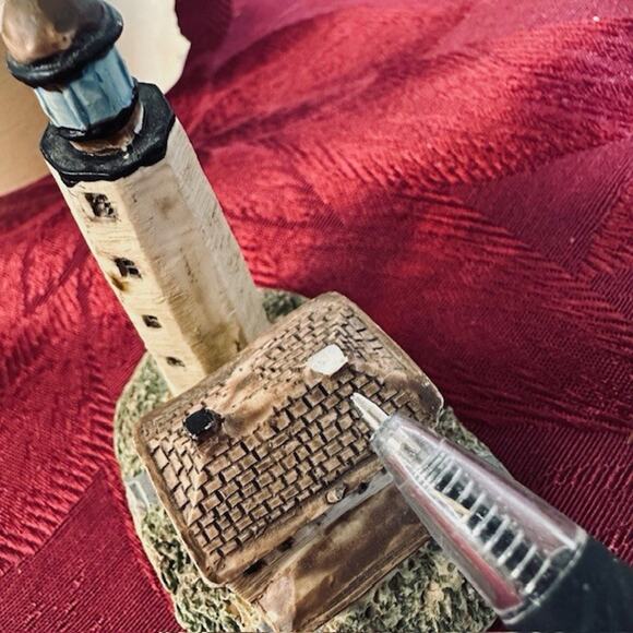 Lighthouse Ceramic Figurines Set of 2 Hand painted Decor Costal Core Nautical - Picture 13 of 15